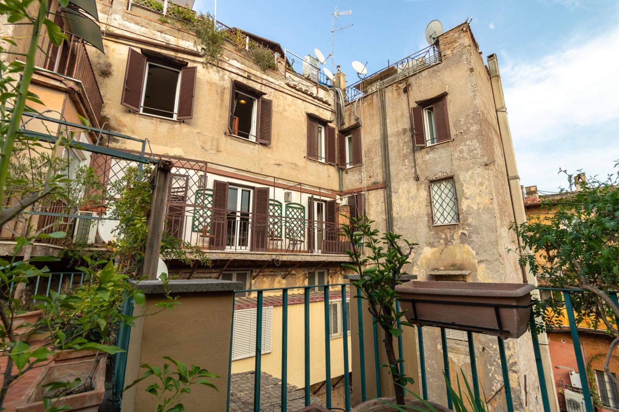 Attico Minerva Con Due Terrazze Apartment Rome Luaran gambar